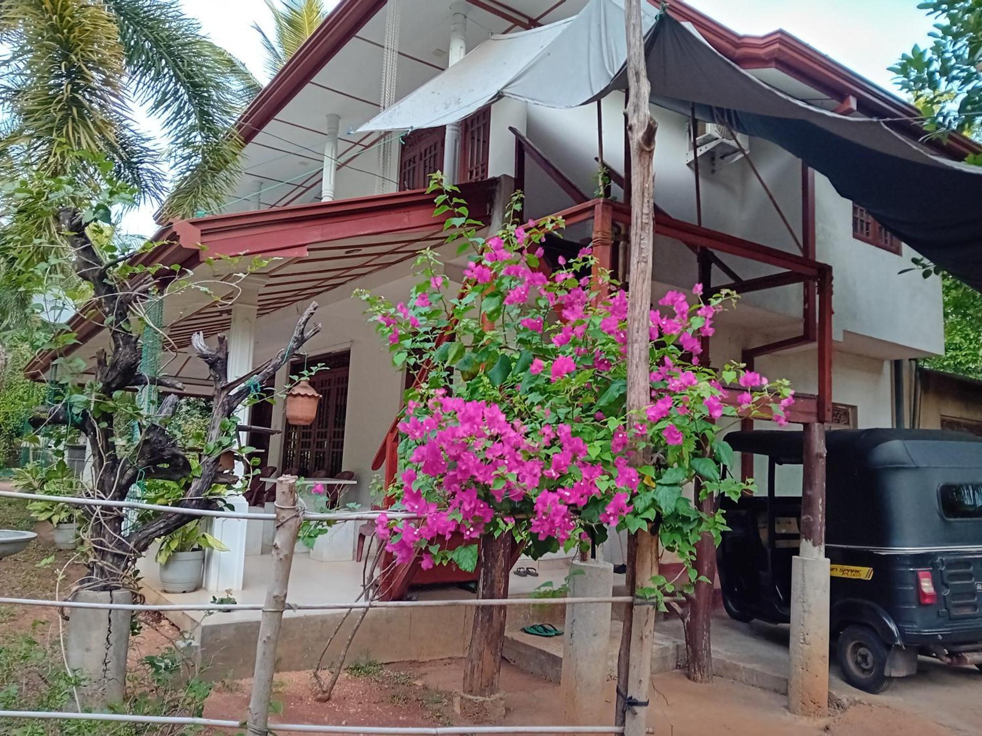 Yaluwa Tourist Rest & Cooking Class Anuradhapura Ngoại thất bức ảnh